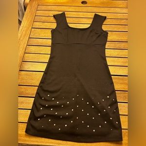 Fave well fitting dress/ excellent quality -form fitting